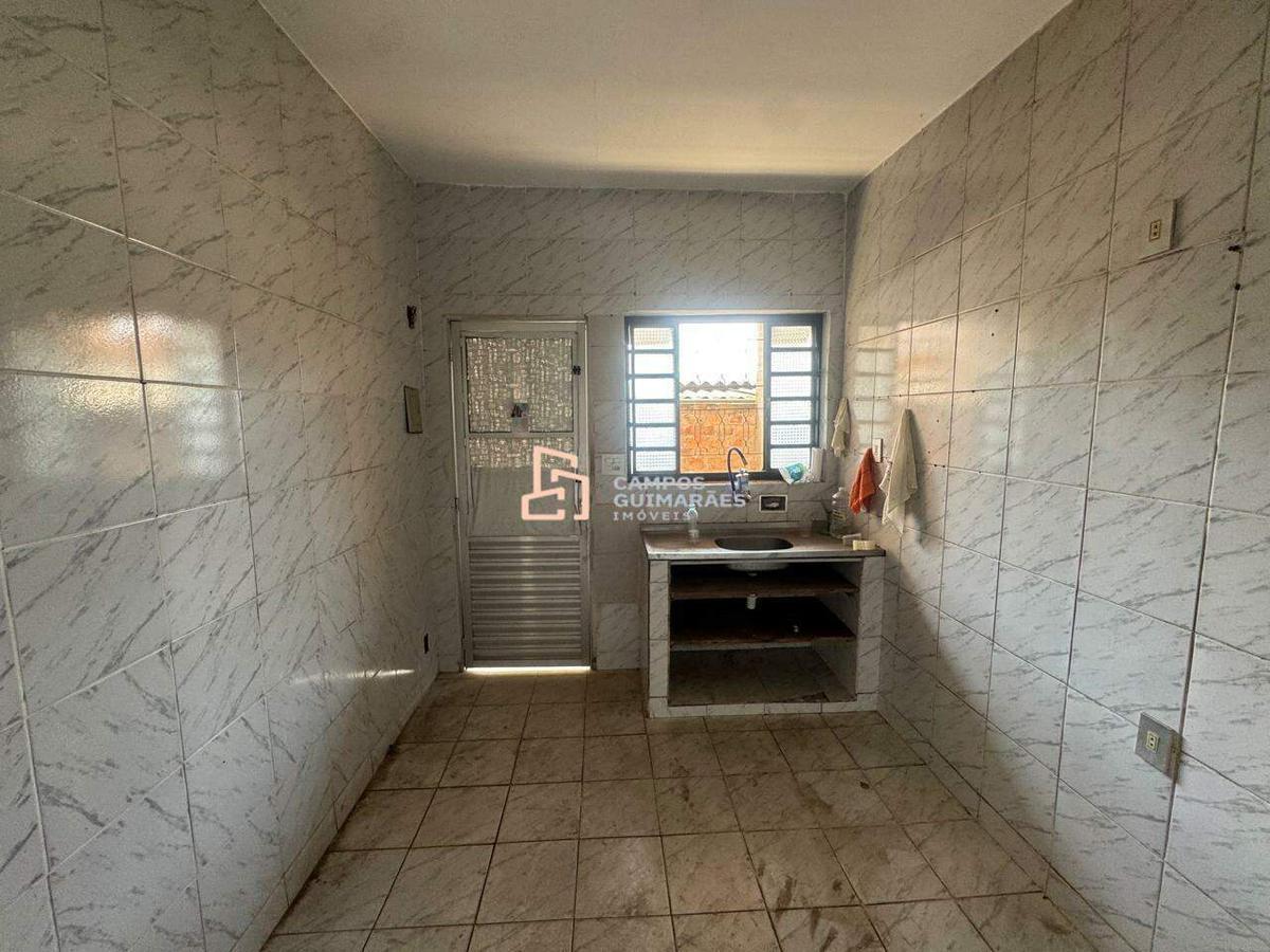 Casa, Tirol, 2 Quartos, 1 Suíte