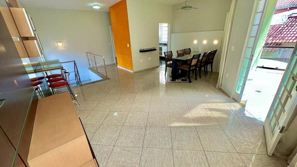 Casa, Itatiaia, 3 Quartos, 0 Vaga