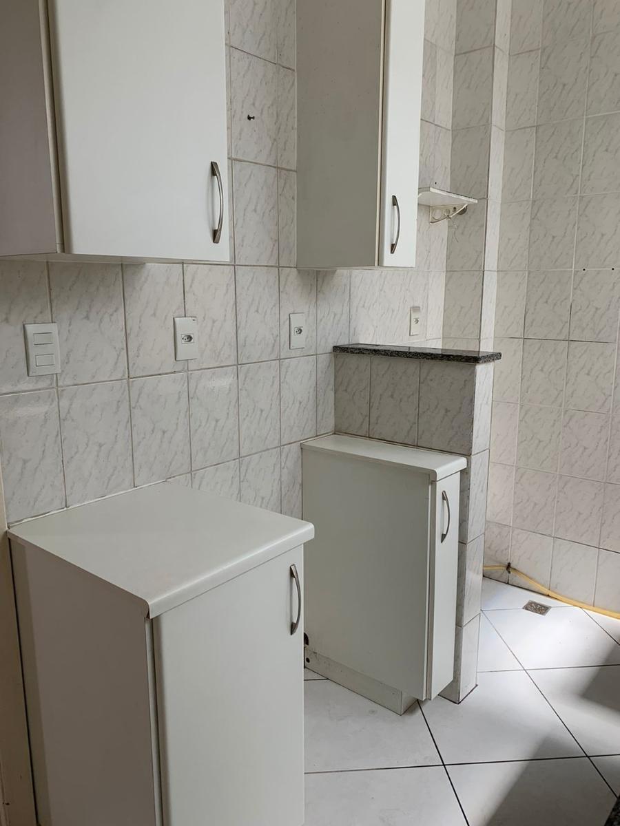 Apartamento, Fernão Dias, 2 Quartos, 1 Vaga