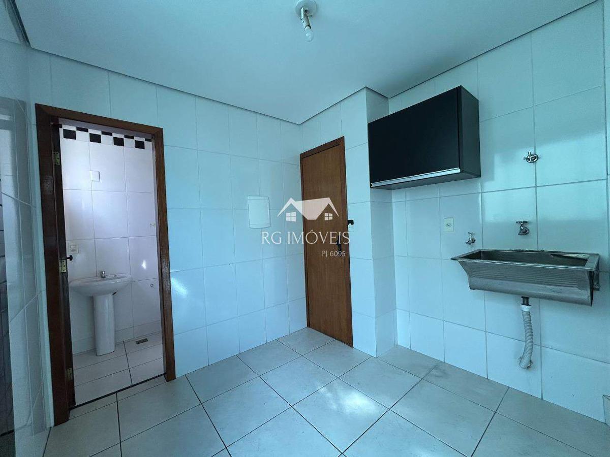 Cobertura, Barreiro, 4 Quartos, 2 Vagas, 1 Suíte
