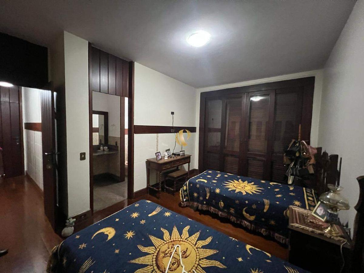 Casa, Jardim Cambuí, 6 Quartos, 8 Vagas, 4 Suítes