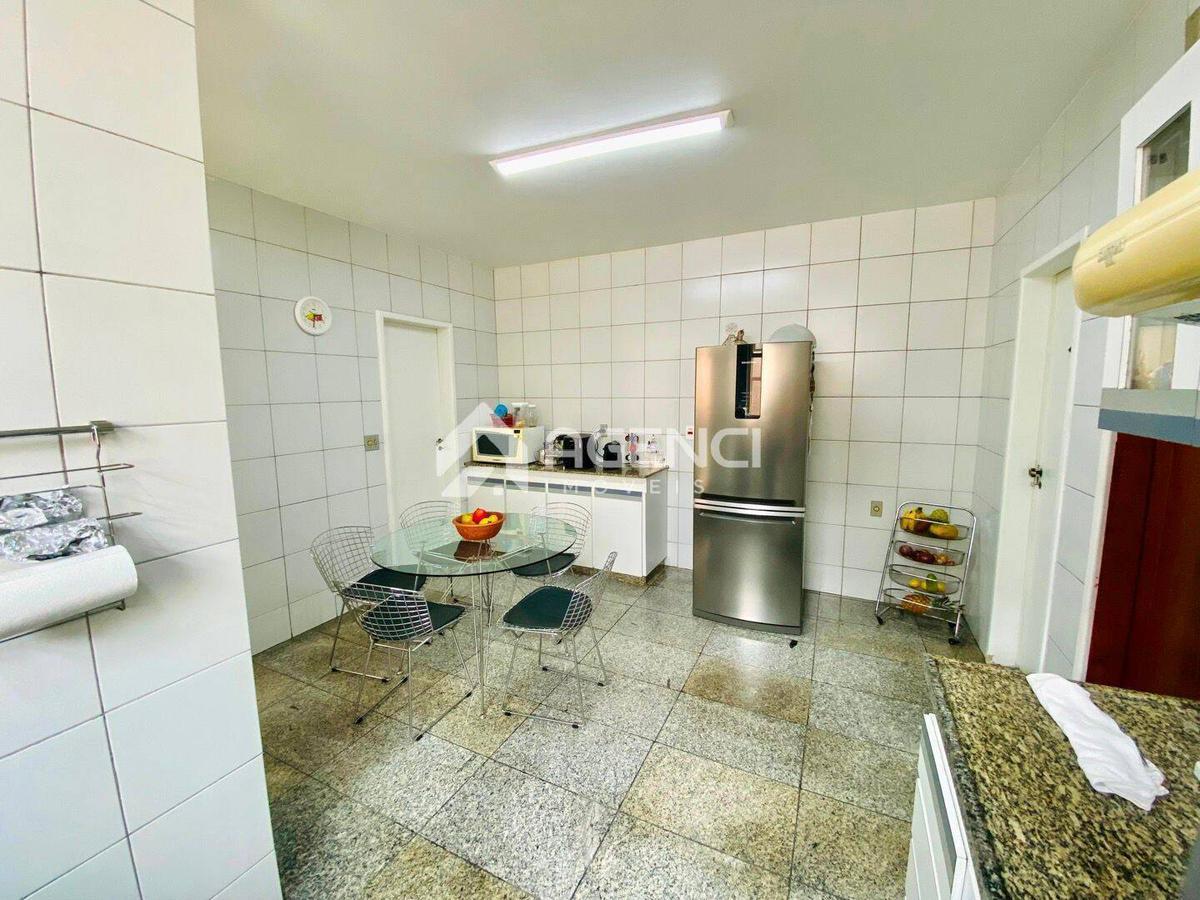 Casa, Bandeirantes (pampulha), 4 Quartos, 10 Vagas, 1 Suíte