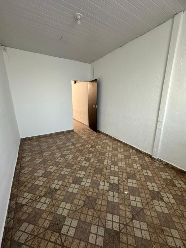 Casa Comercial, Bom Pastor, 0 Quarto, 2 Vagas