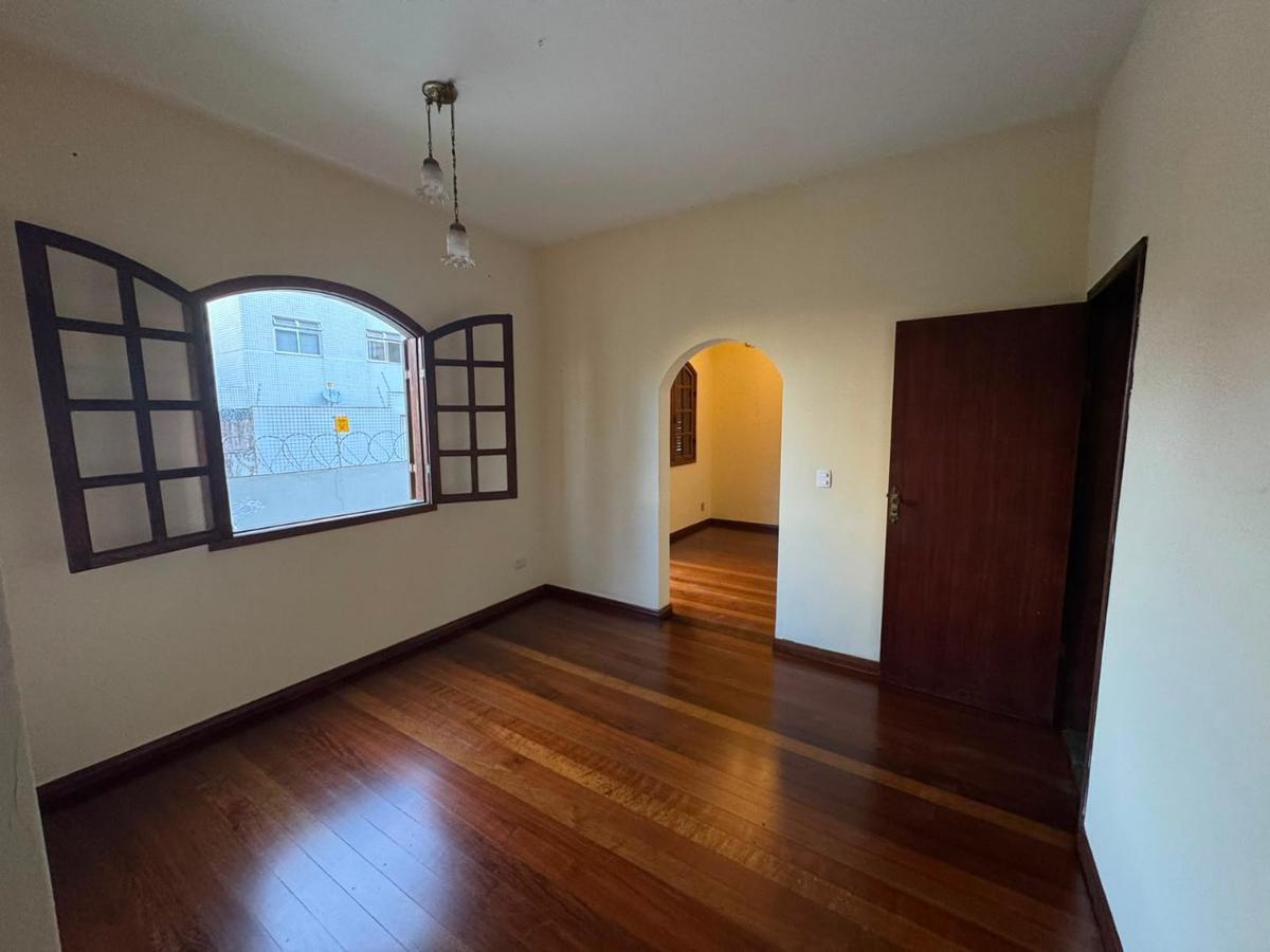 Apartamento, Floresta, 5 Quartos, 3 Vagas, 1 Suíte