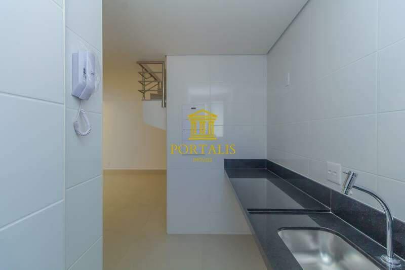 Cobertura, Serra, 3 Quartos, 2 Vagas, 1 Suíte