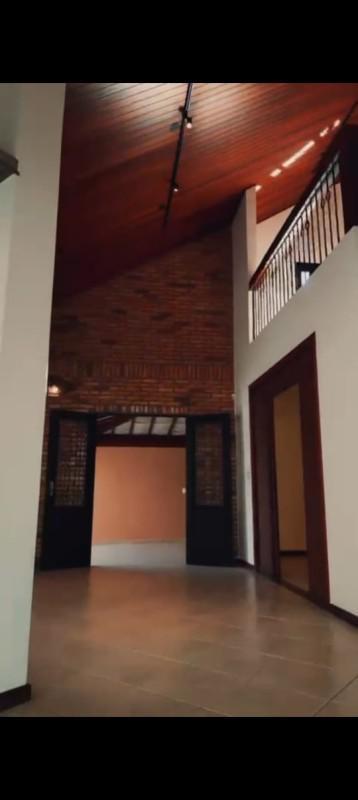 Casa, Trevo, 3 Quartos, 6 Vagas, 2 Suítes