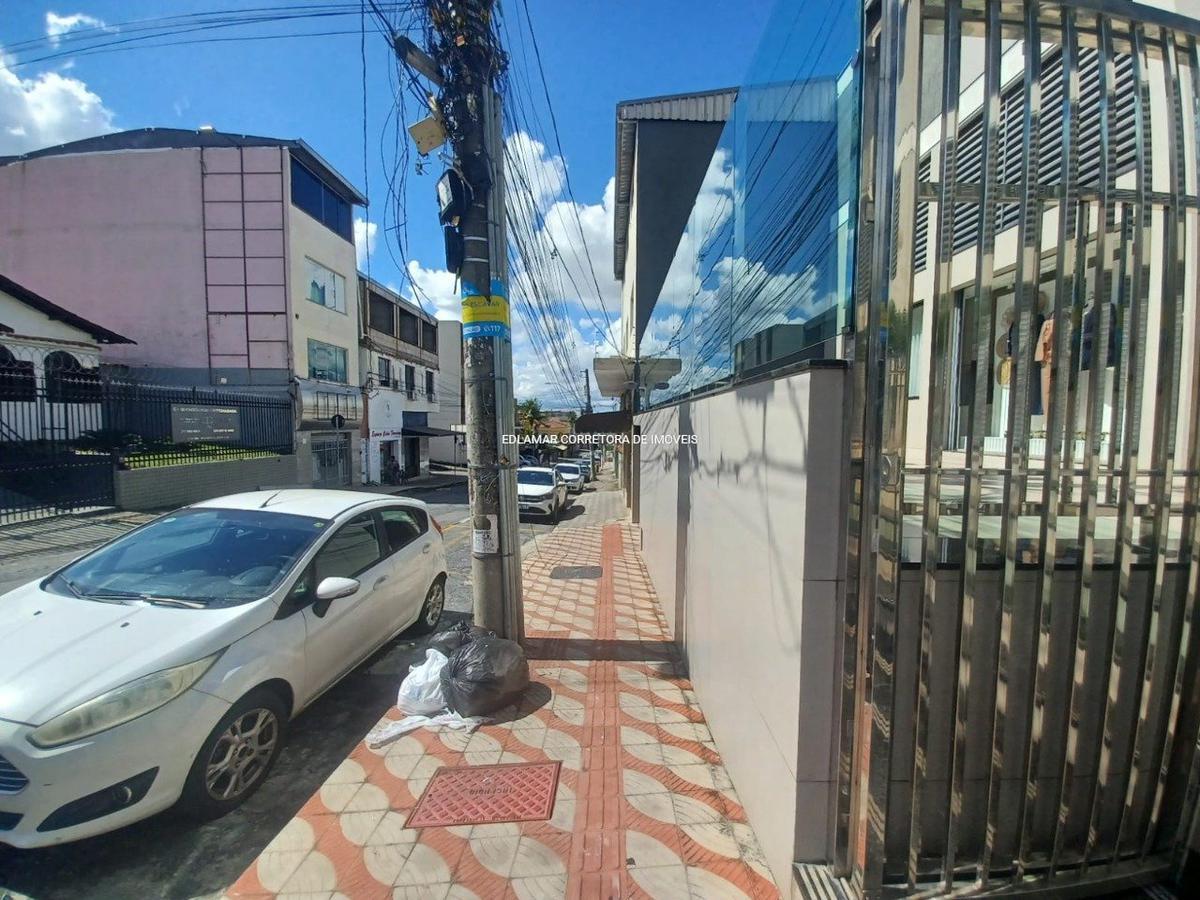 Galpão, Glória, 0 Quarto, 4 Vagas