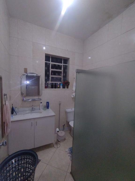 Casa, Nações Unidas, 4 Quartos, 2 Vagas, 1 Suíte