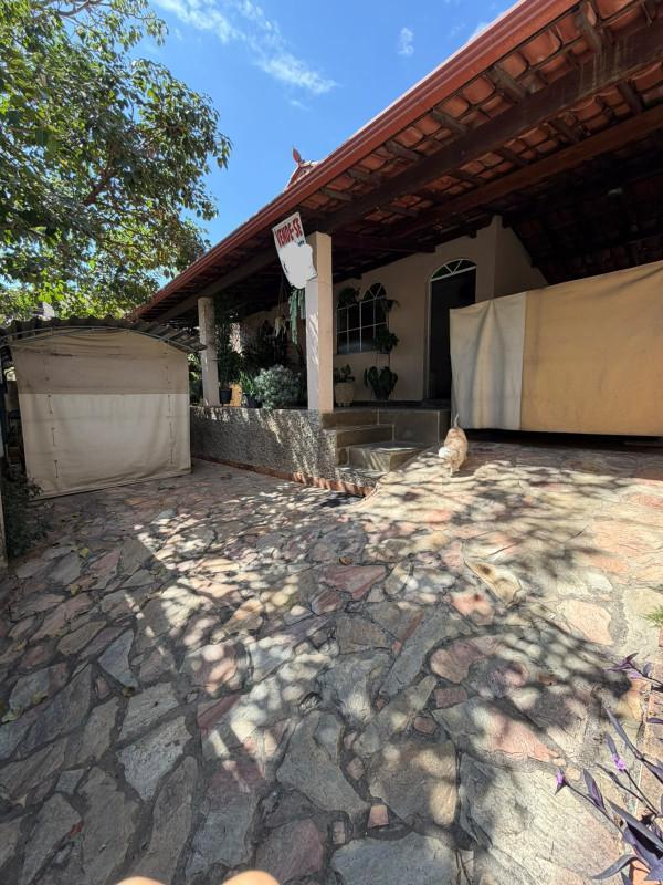 Casa, São Benedito, 3 Quartos, 2 Vagas