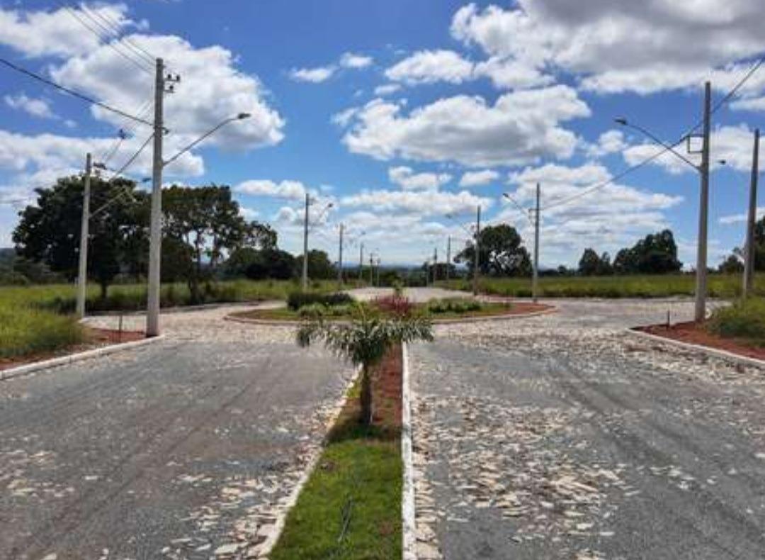 Lote, Centro, 0 Quarto, 0 Vaga