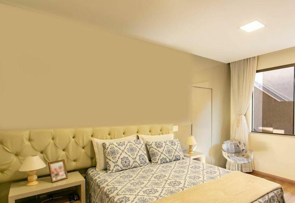 Casa, Castelo, 3 Quartos, 2 Vagas, 1 Suíte