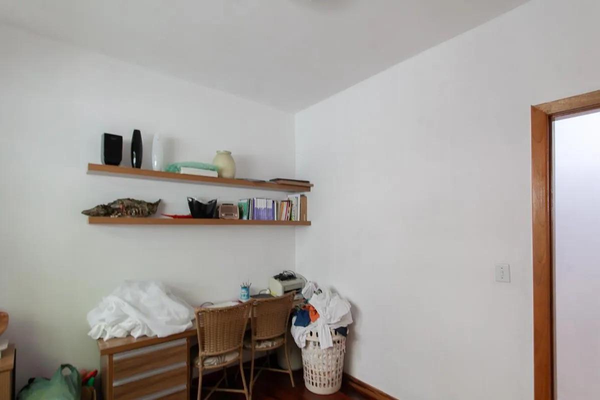 Casa, Santa Mônica, 4 Quartos, 4 Vagas, 1 Suíte