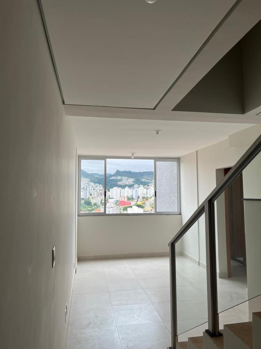 Cobertura, Palmeiras, 2 Quartos, 2 Vagas, 1 Suíte