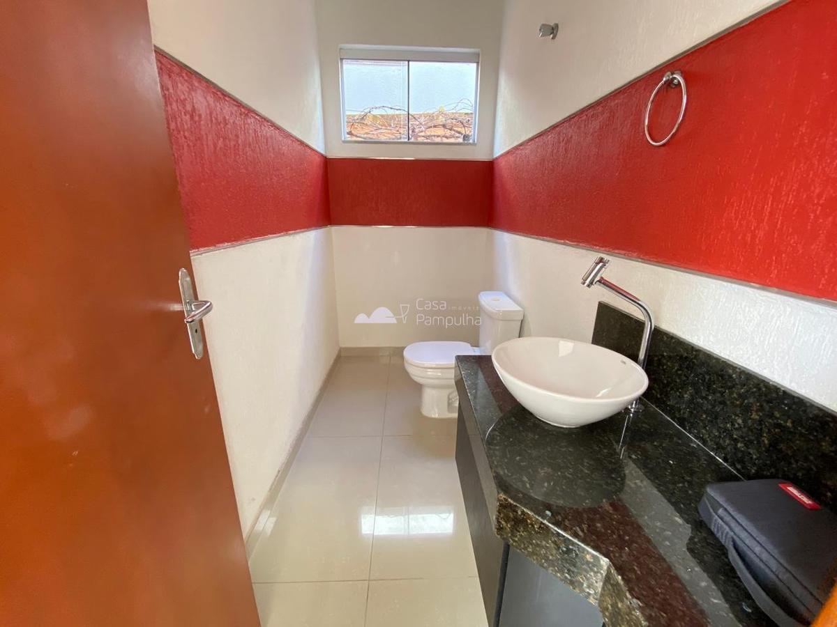 Casa, Trevo, 5 Quartos, 4 Vagas, 3 Suítes