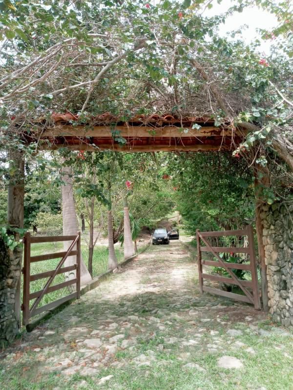 Fazenda, Ravena, 3 Quartos, 0 Vaga