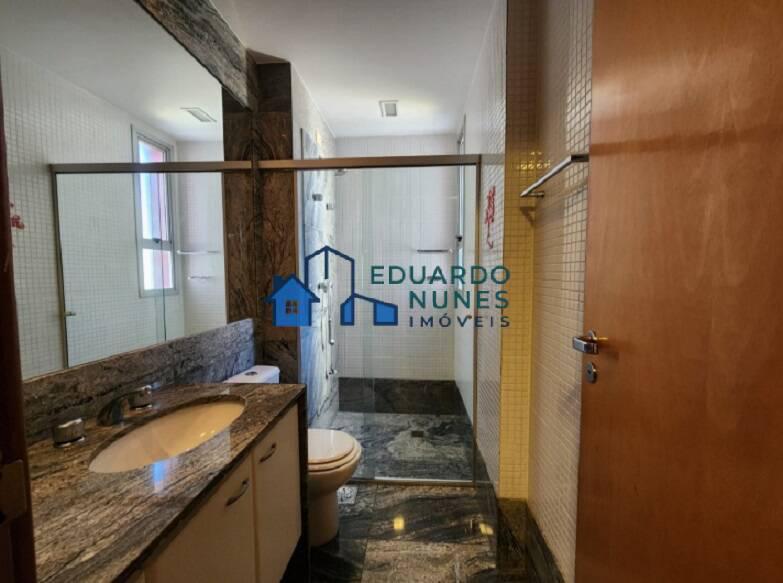 Apartamento, Funcionários, 4 Quartos, 0 Vaga, 2 Suítes