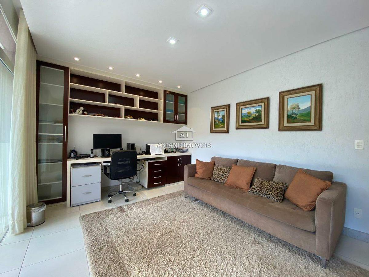 Casa, Braúnas, 4 Quartos, 5 Vagas, 2 Suítes