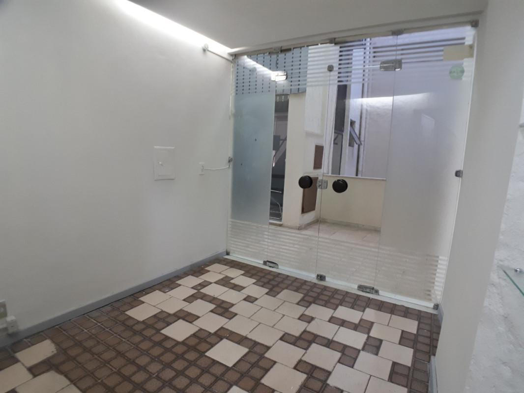 Sala, Cidade Nova, 0 Quarto, 0 Vaga