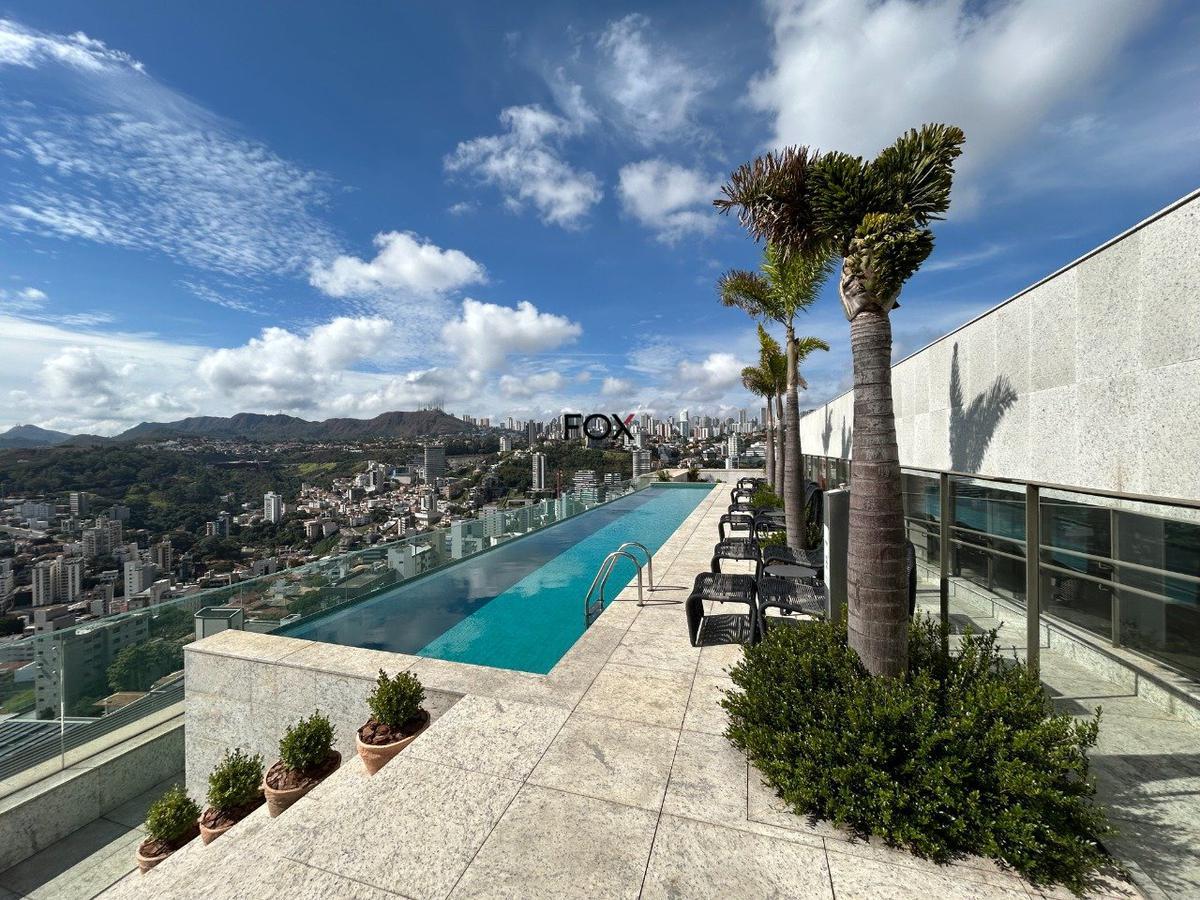 Apartamento, Estoril, 2 Quartos, 0 Vaga, 2 Suítes