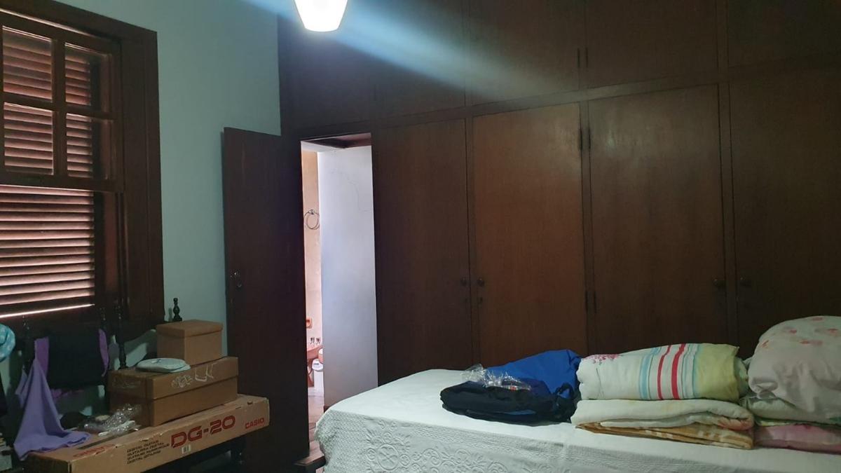 Casa, Centro, 4 Quartos, 5 Vagas, 2 Suítes