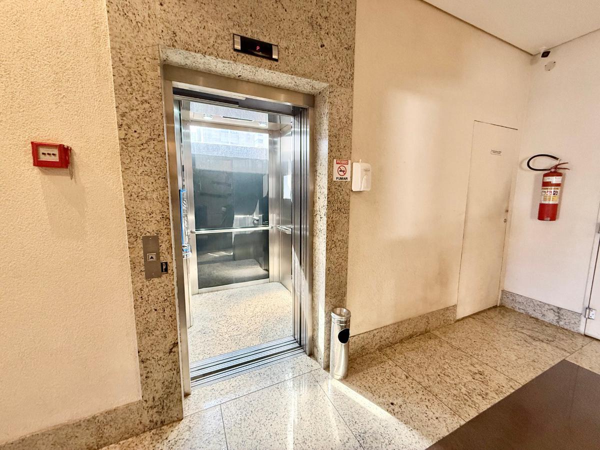 Sala, São José, 0 Quarto, 1 Vaga