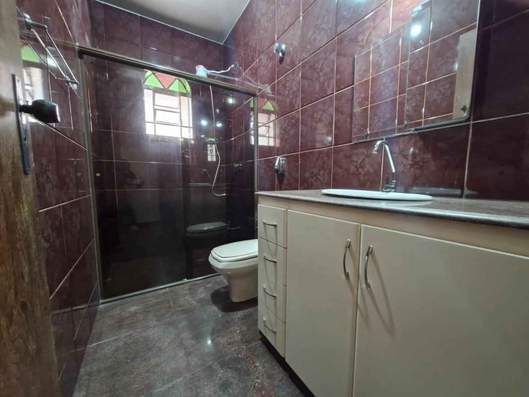 Casa, Castelo, 4 Quartos, 4 Vagas, 1 Suíte