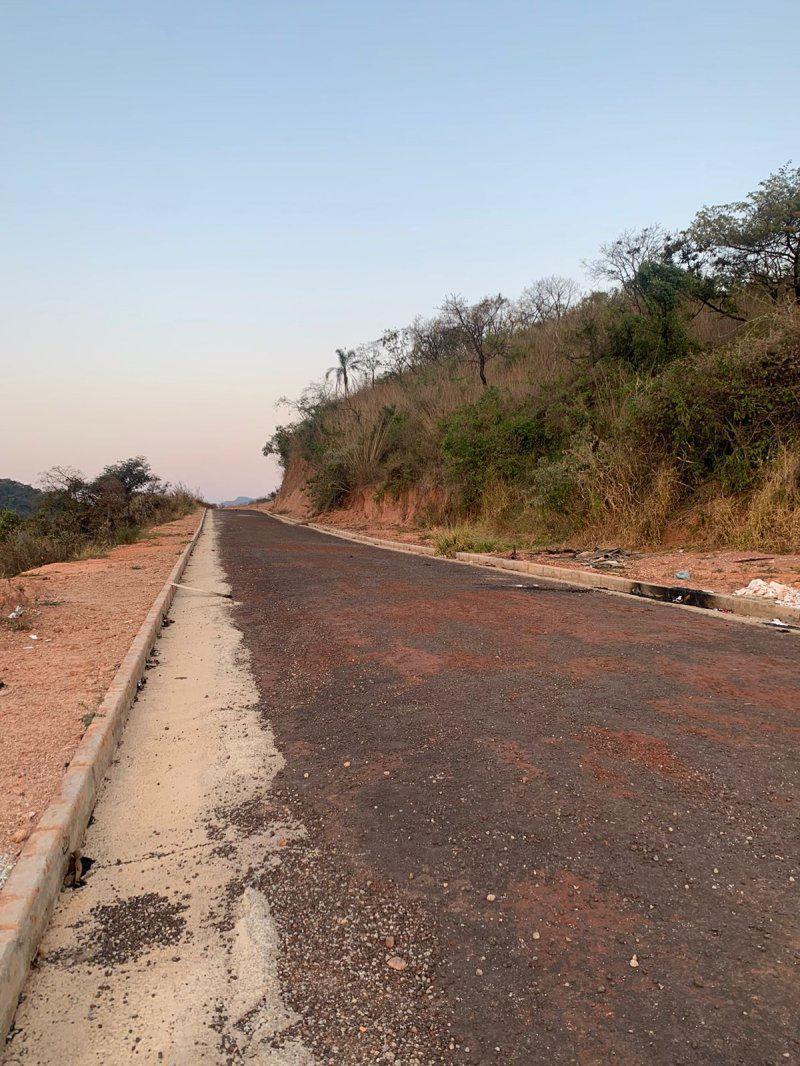 Lote, Centro, 0 Quarto, 0 Vaga