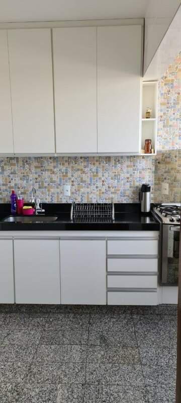 Apartamento, Sagrada Família, 2 Quartos, 1 Vaga