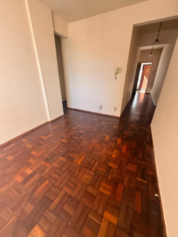 Apartamento, Centro, 2 Quartos, 0 Vaga