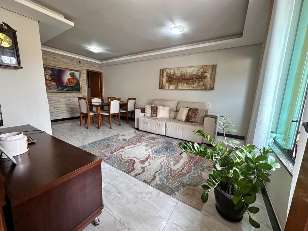 Casa, Fernão Dias, 3 Quartos, 2 Vagas, 1 Suíte