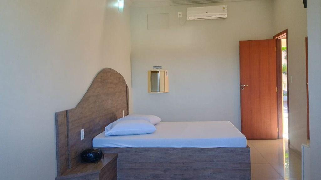 Lote, Adelmolândia, 0 Quarto, 0 Vaga