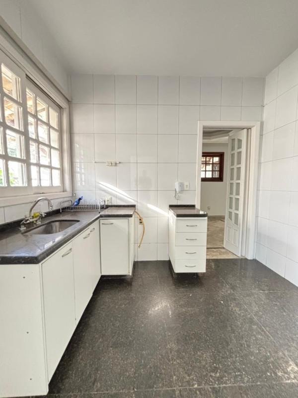 Casa, Itapoã, 5 Quartos, 5 Vagas, 3 Suítes