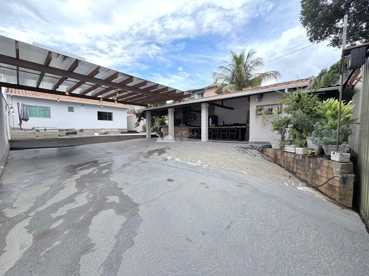 Casa, São João Batista (venda Nova), 3 Quartos, 5 Vagas, 1 Suíte