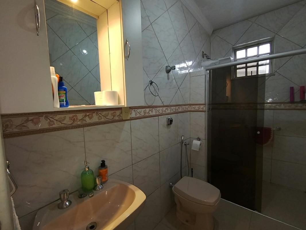 Casa, Nova Suíssa, 2 Quartos, 2 Vagas, 1 Suíte