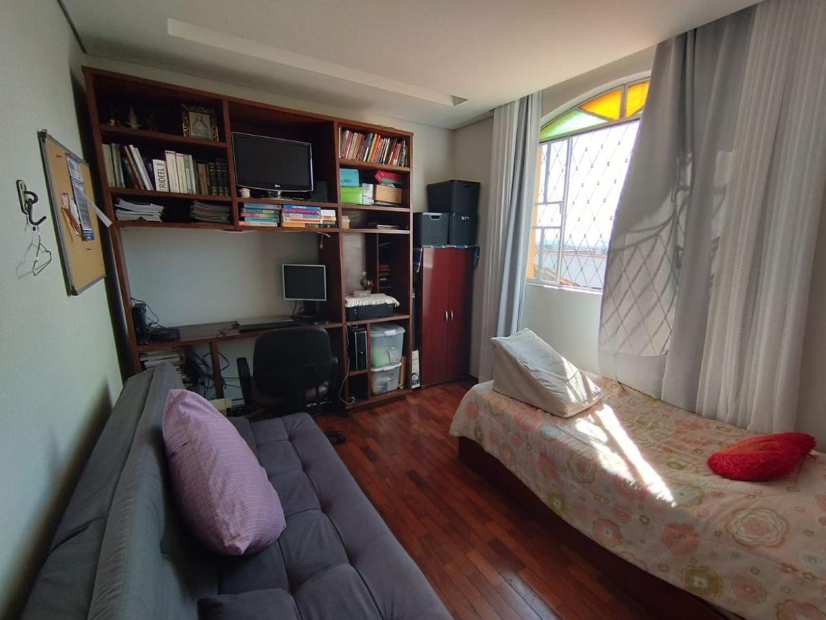 Casa, Santa Rosa, 3 Quartos, 2 Vagas, 1 Suíte