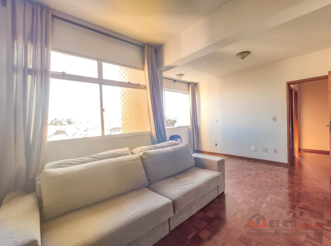 Apartamento, Floresta, 2 Quartos, 1 Vaga