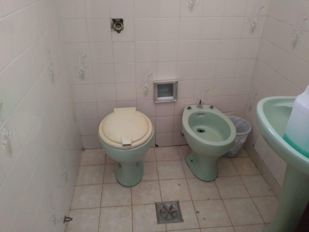 Casa Comercial, Letícia, 4 Quartos, 10 Vagas, 2 Suítes