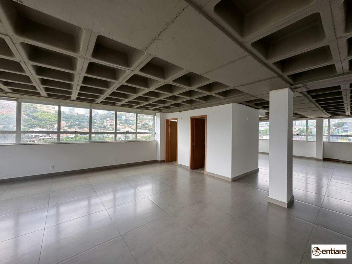 Andar, Estoril, 0 Quarto, 5 Vagas