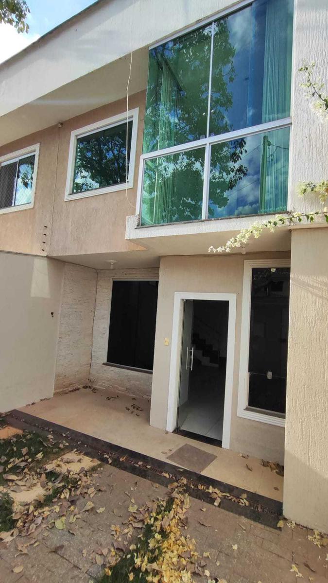 Casa, Cabral, 3 Quartos, 2 Vagas, 1 Suíte
