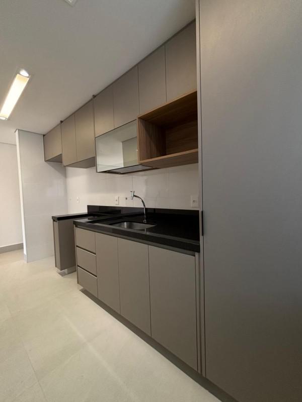 Apartamento, Sagrada Família, 3 Quartos, 2 Vagas, 1 Suíte