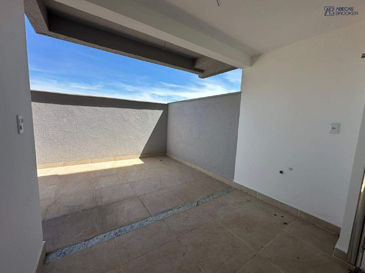 Cobertura, Miramar (barreiro), 3 Quartos, 2 Vagas, 1 Suíte