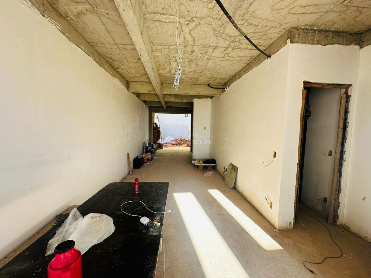 Casa, Planalto, 4 Quartos, 4 Vagas, 1 Suíte