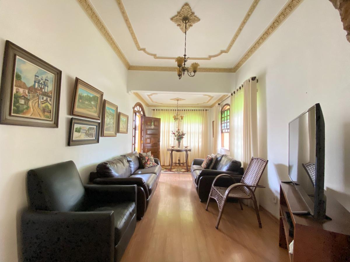 Casa, Sagrada Família, 7 Quartos, 4 Vagas, 2 Suítes