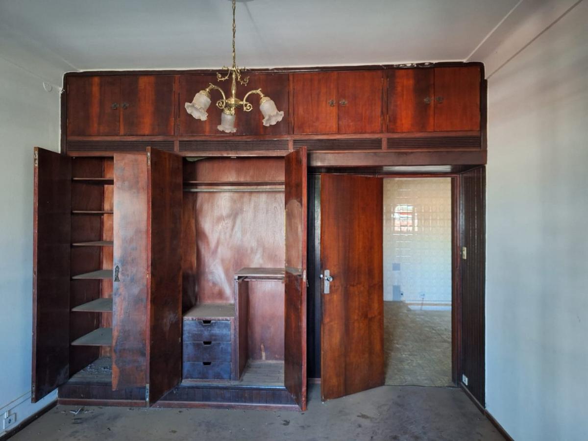 Casa, Centro, 6 Quartos, 1 Vaga, 1 Suíte
