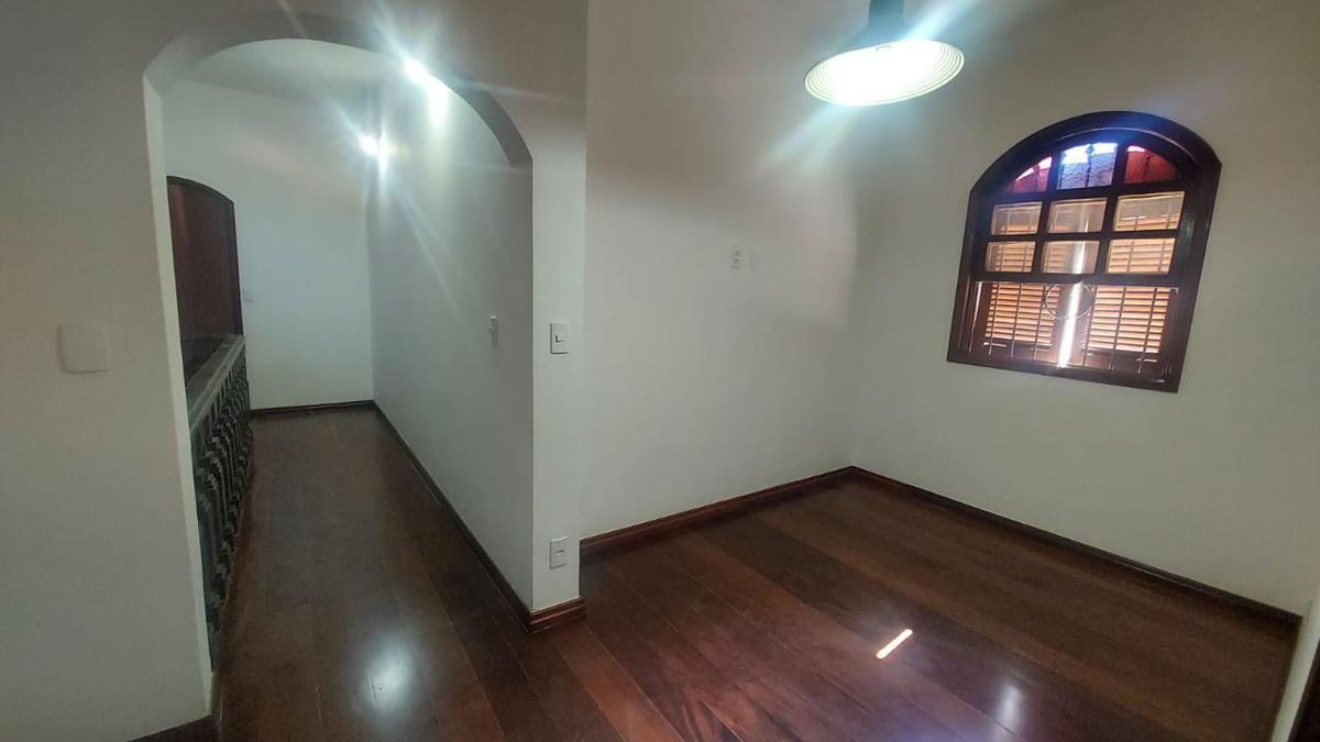 Casa, Santa Cruz, 4 Quartos, 4 Vagas, 2 Suítes