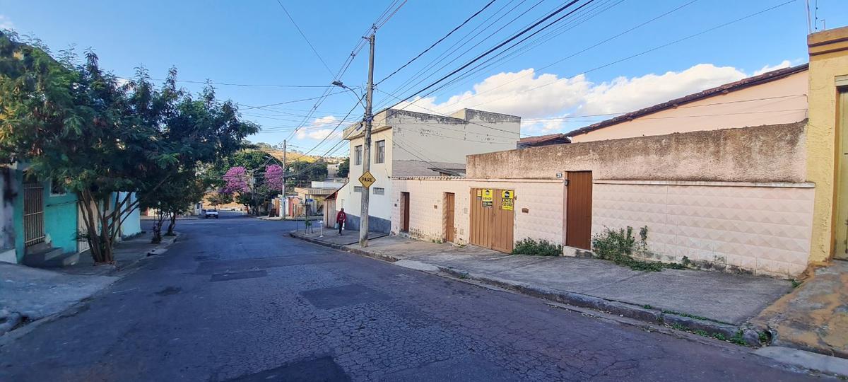 Casa, Alípio de Melo, 7 Quartos, 1 Vaga