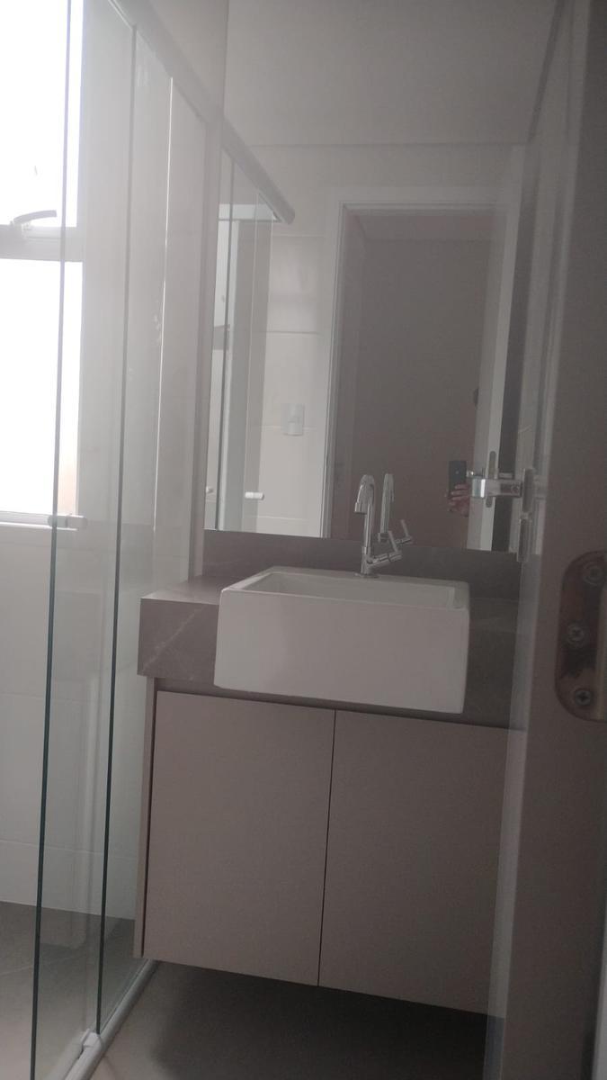 Apartamento, Sagrada Família, 3 Quartos, 2 Vagas, 1 Suíte