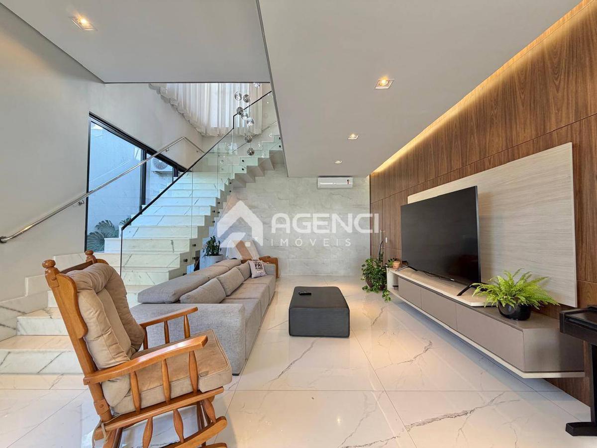 Casa, Portal do Sol, 4 Quartos, 0 Vaga, 4 Suítes