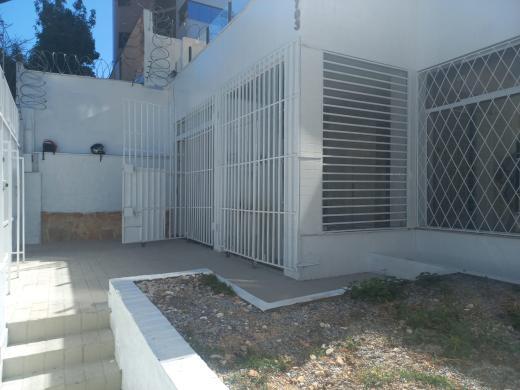 Casa Comercial, Prado, 3 Quartos, 2 Vagas