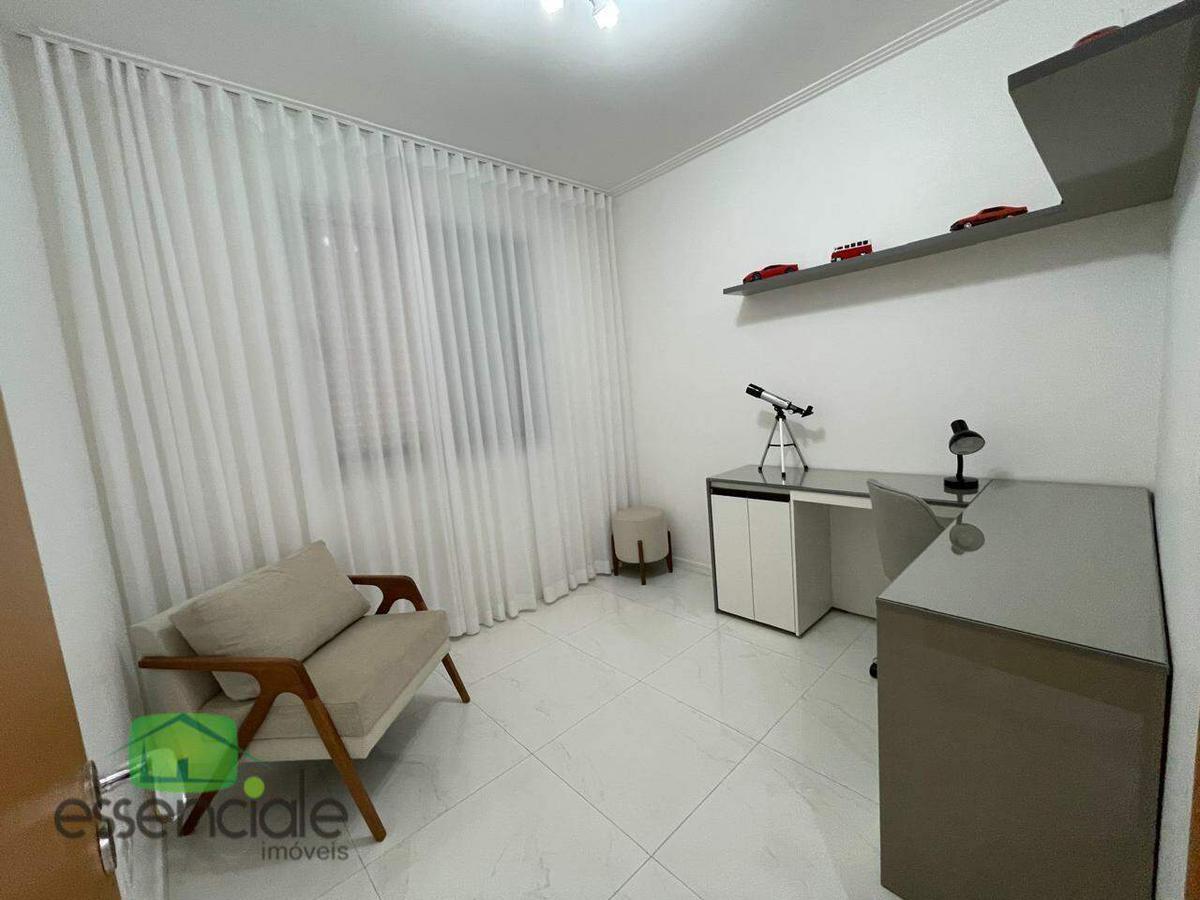 Apartamento, Europa, 3 Quartos, 2 Vagas, 1 Suíte